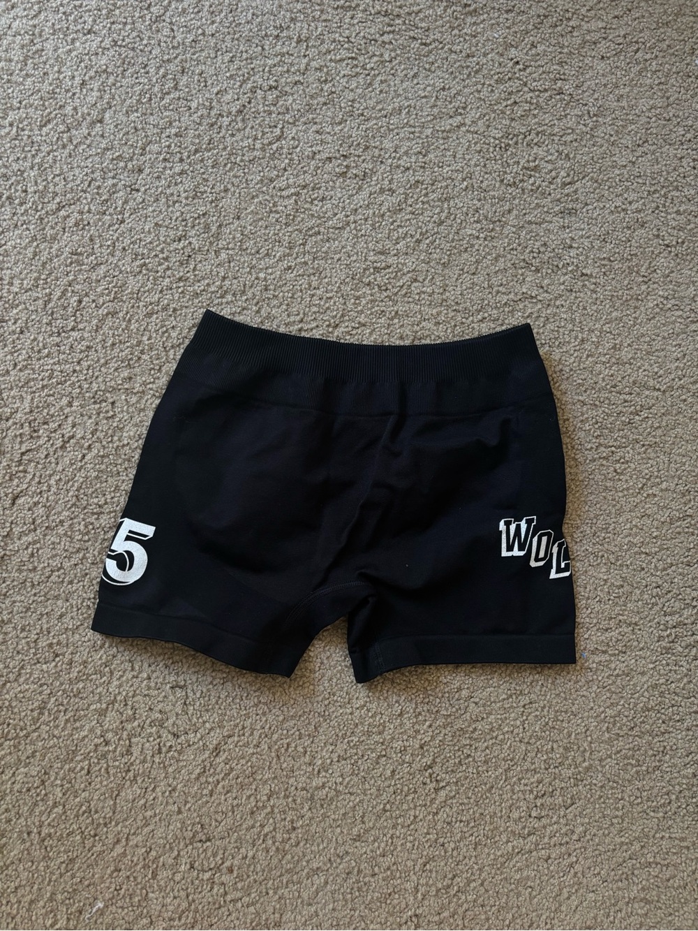 DARC SPORT Shorts with Number Accent